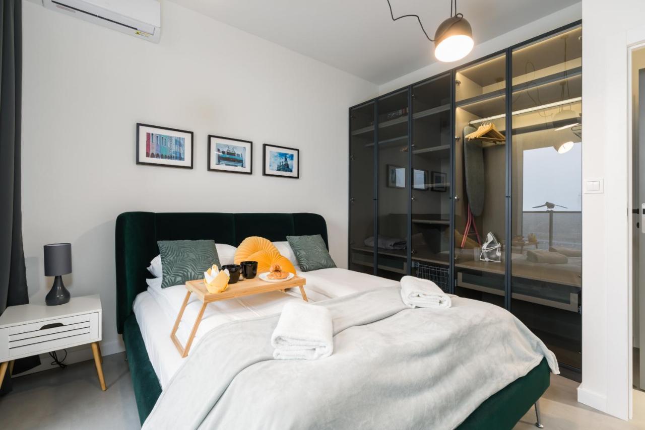 Widokowy Apartament Wojciechowskiego Parking I Loggia By Renters Prestige Poznań Eksteriør bilde