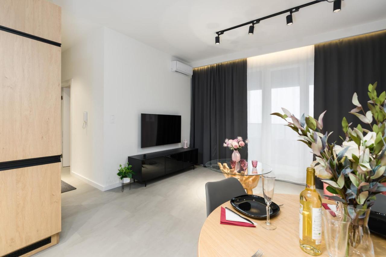 Widokowy Apartament Wojciechowskiego Parking I Loggia By Renters Prestige Poznań Eksteriør bilde