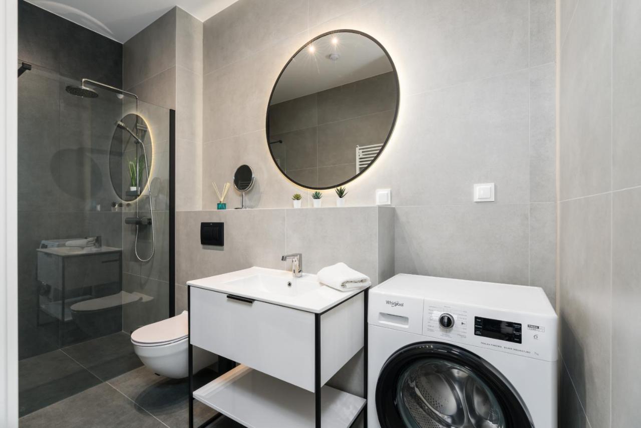 Widokowy Apartament Wojciechowskiego Parking I Loggia By Renters Prestige Poznań Eksteriør bilde
