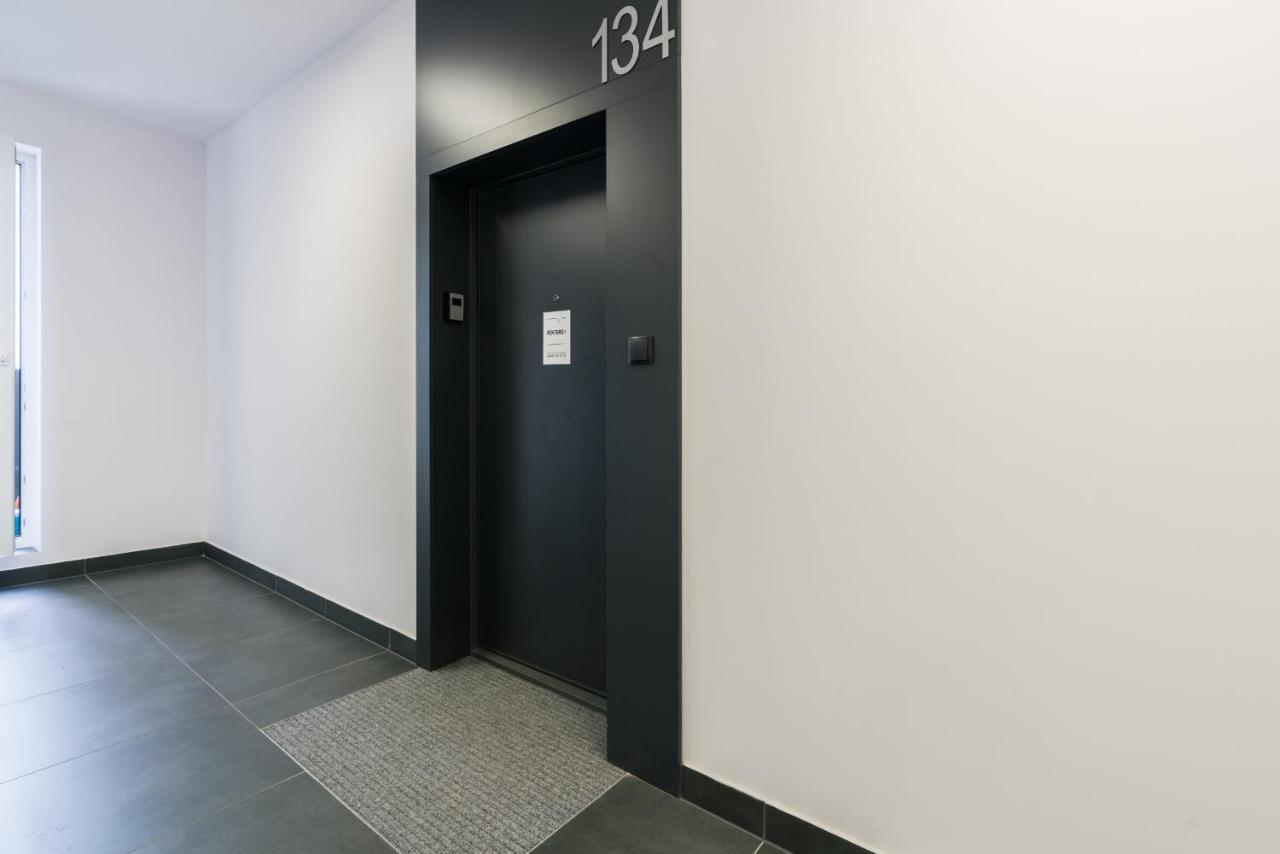 Widokowy Apartament Wojciechowskiego Parking I Loggia By Renters Prestige Poznań Eksteriør bilde